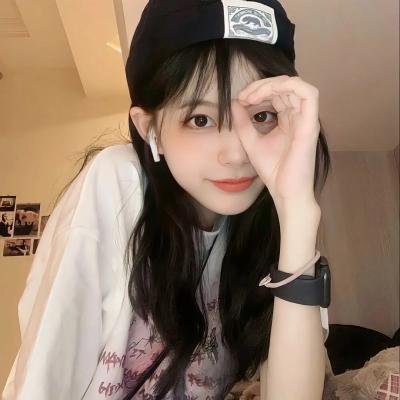 电梯上海报